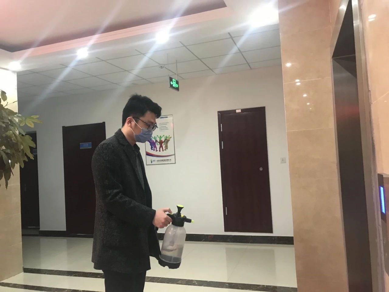 1581905487499683.jpg 1581905487499683.jpg